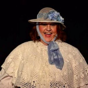 Meet your Posher, Sharon